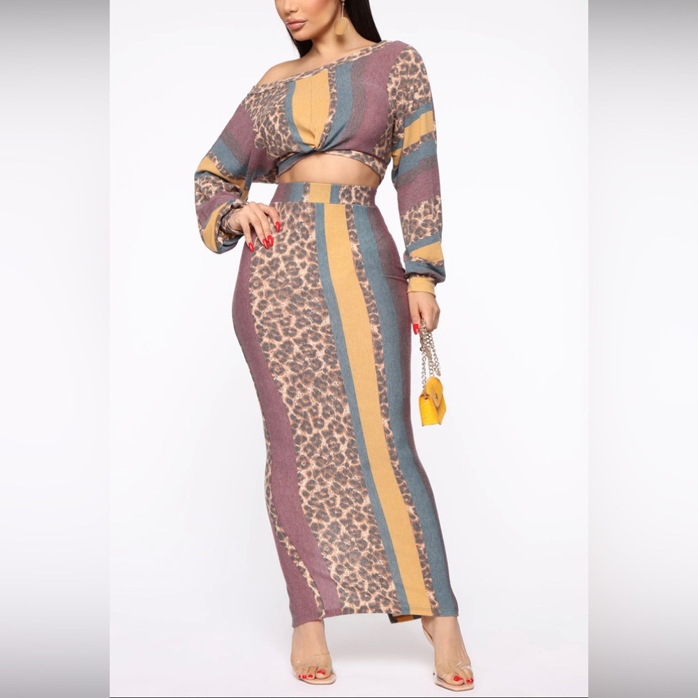 Brand New! Fashion Nova… In The Mix Maxi Skirt Set!